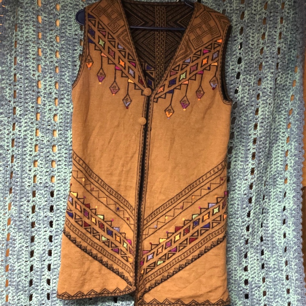 Reversible vest